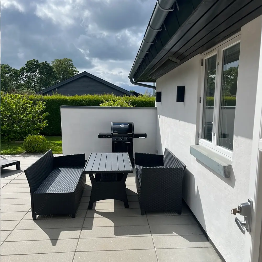 Heatbar 2400 -terassilämmitin
